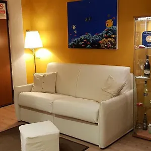 Sky-inn , La Spezia Italia